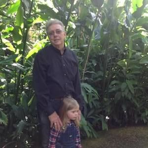 Meet your Posher, Larry